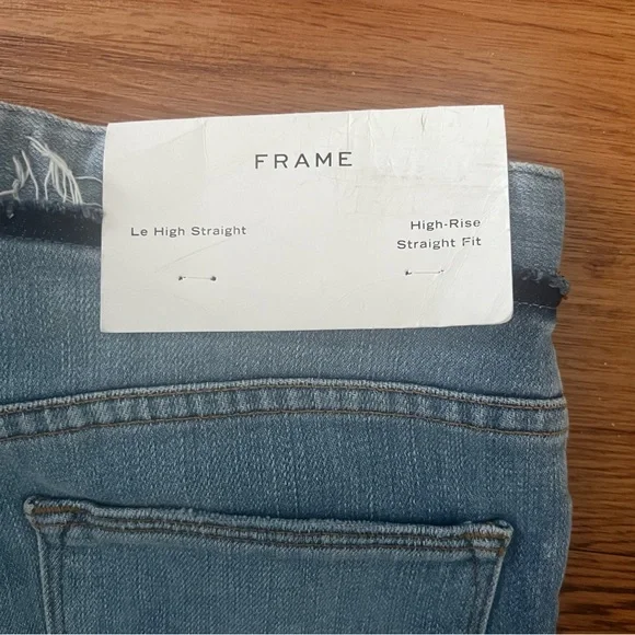 NWT Frame Le High Straight Tie Waist Raw Hem
Jeans Size 25 - Picture 6 of 15